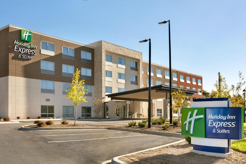 Salisbury Hotel | Holiday Inn Express & Suites Salisbury by IHG