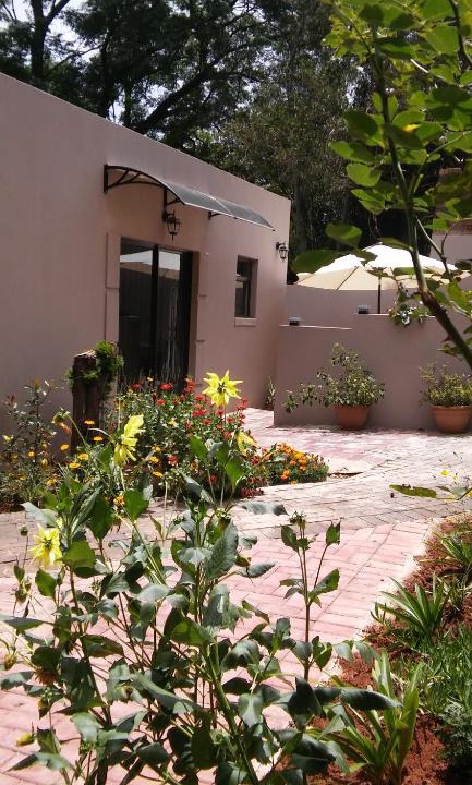 Greater Johannesburg Metropolitan Area Apartment | @Home Cottage