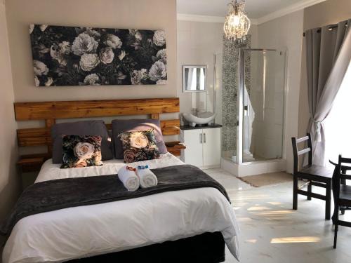 Hartswater House | Home@Harts