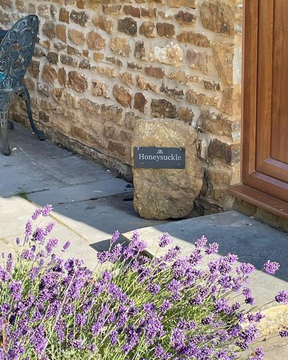 Banbury Apartment | Honeysuckle Cottage - Hillside Holiday Cottages, Cotswolds