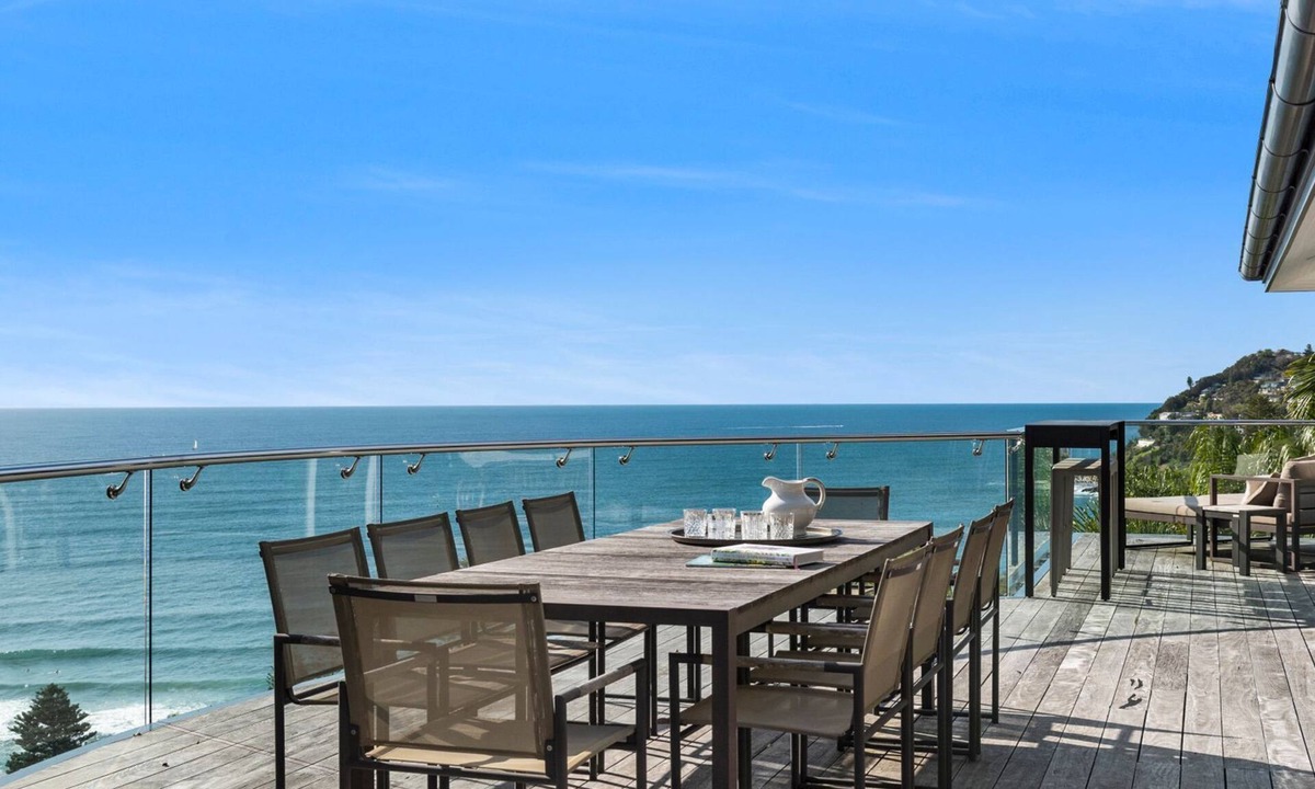 Whale Beach House | HORIZONS by Palm Beach Holiday Rentals