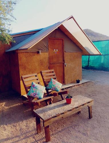 Luis Donaldo Colosio Hostel | Hostel con huerta en la montaña