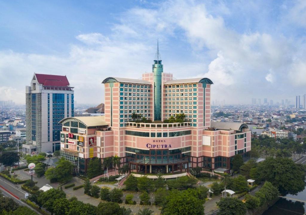 Tanjung Duren Utara Hotel | Hotel Ciputra Jakarta