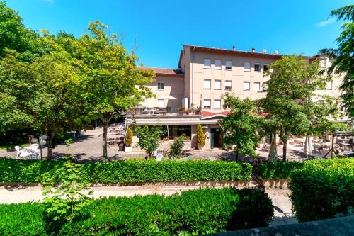 Tole Hotel | Hotel Falco D'Oro by Falco D'Oro Hotels