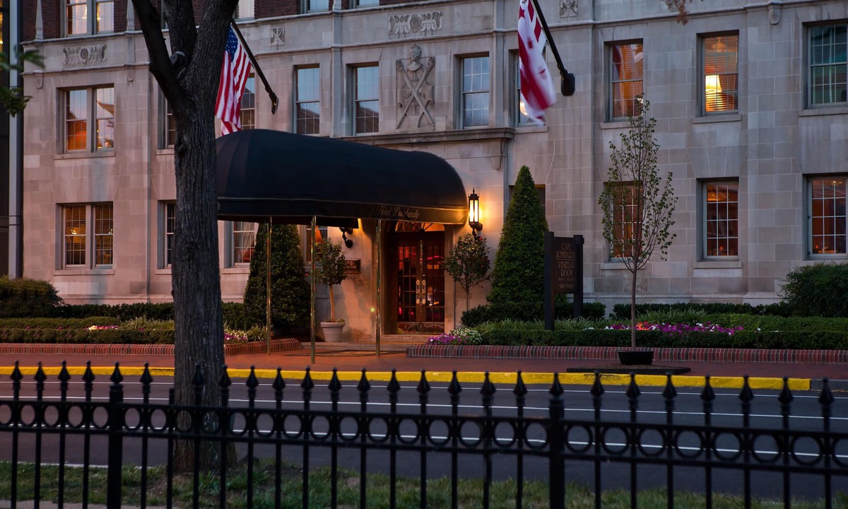 Connecticut Ave - K Street Hotel | Hotel Lombardy