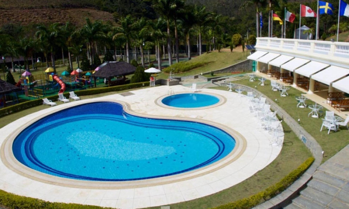 Teresopolis House | House in condominium with exclusive club! The best value for money in the Sierra.