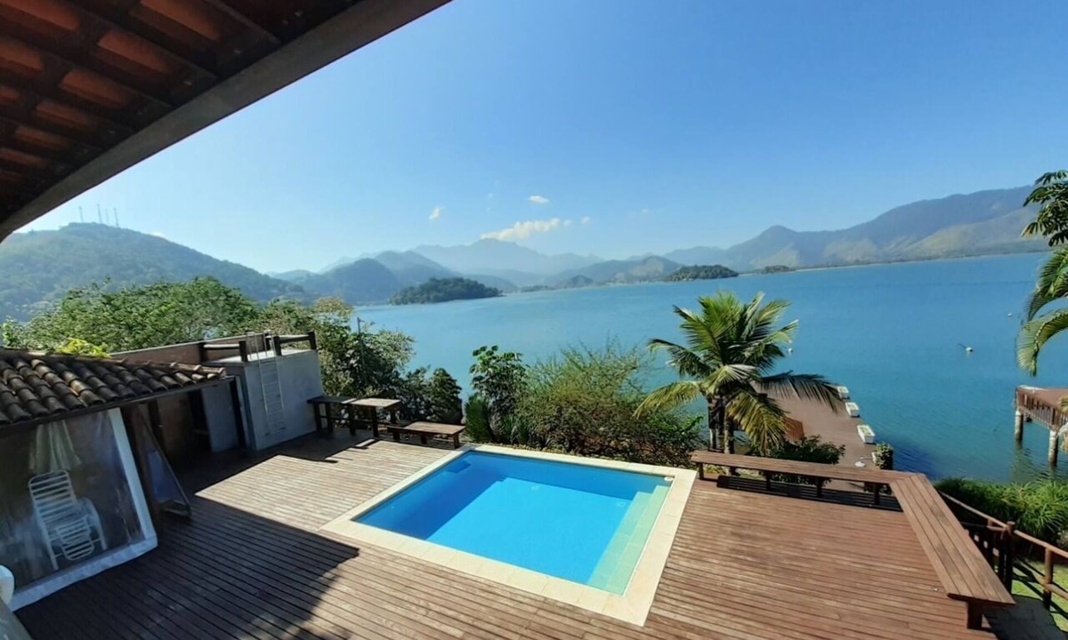 Mombaca House | House with 5 bedrooms (4 suites) in Angra dos Reis