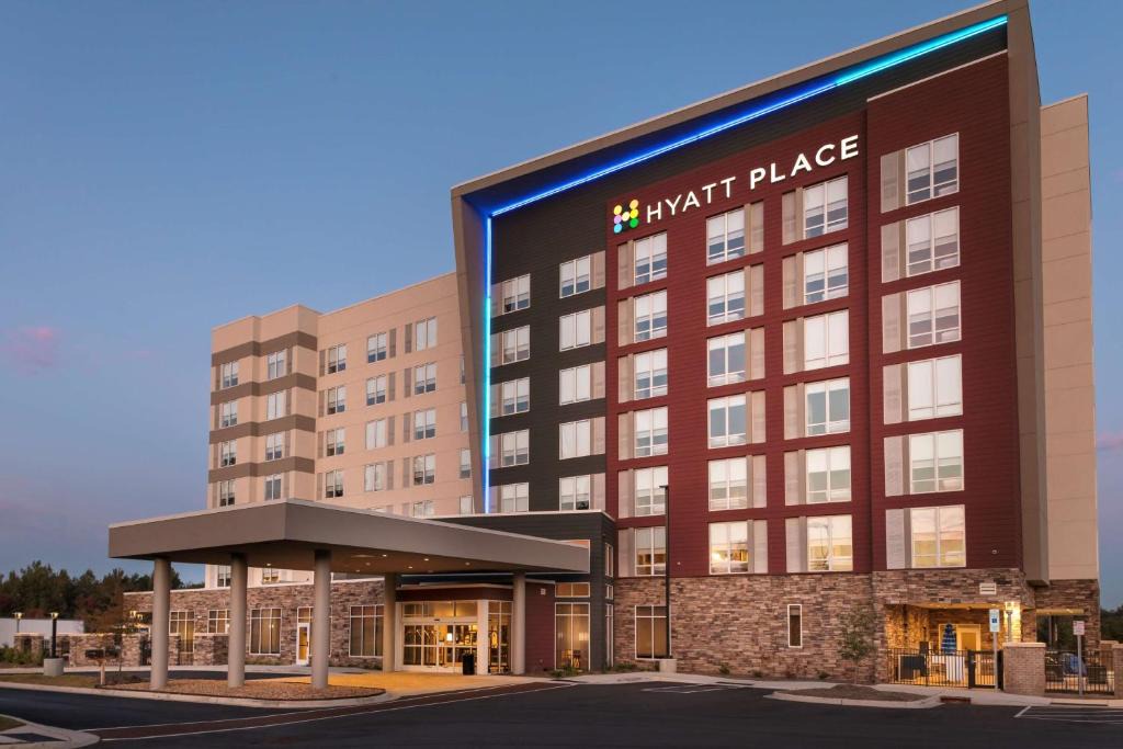 University Place Hotel | Hyatt Place Charlotte University Research Park