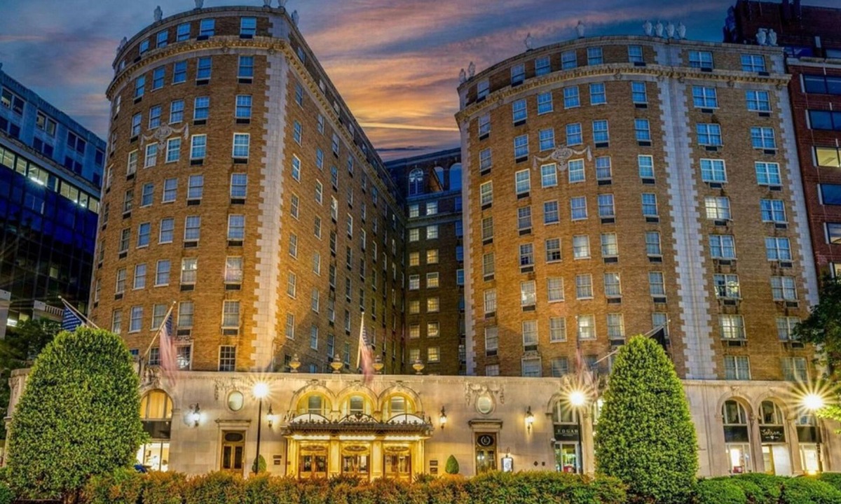 Connecticut Ave - K Street Resort | Iconic Mayflower Studio – Classic Washington Style in Prime Downtown Location