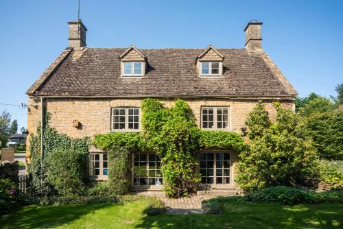 Whichford House | Idyllic Cottage straight out of The Holiday!