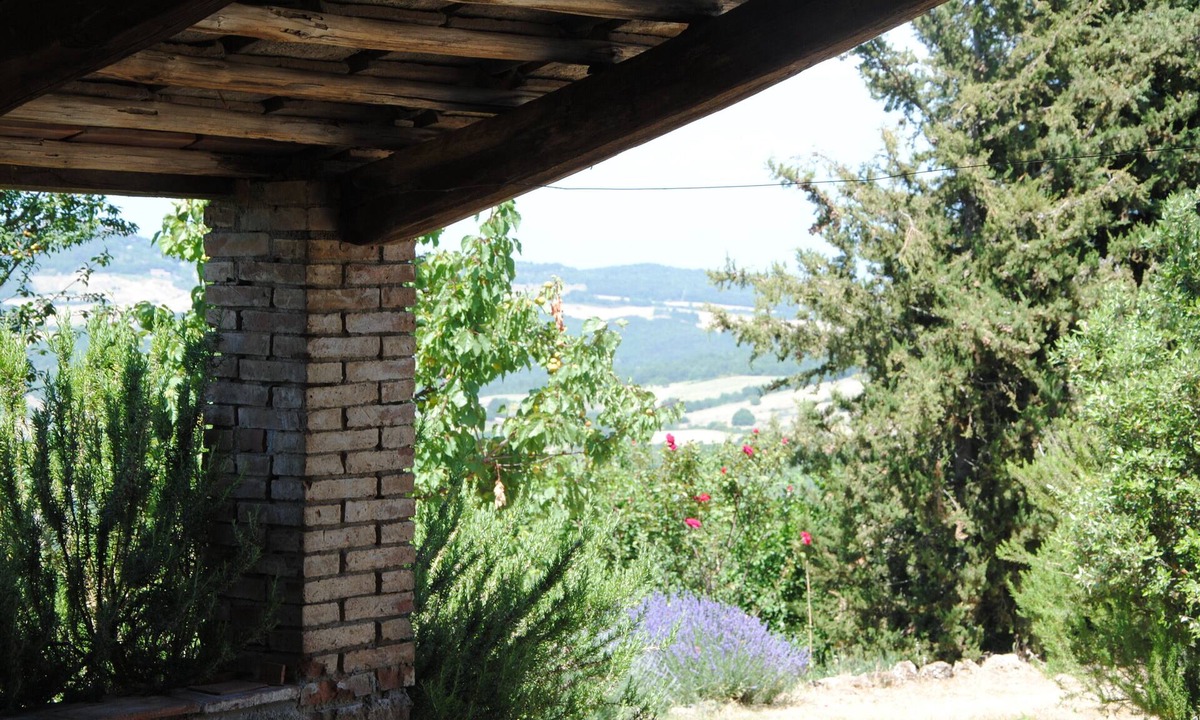 Radicondoli House | "Il Susino" is a self contained apartment adjoining the farmhouse, ideal accommo
