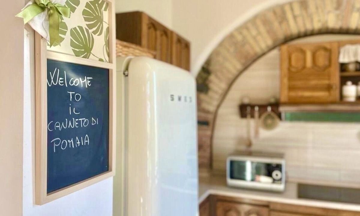 Santa Luce House | In the Heart of Tuscany, fabulous Farmhouse surrounded by greenery and with every comfort!