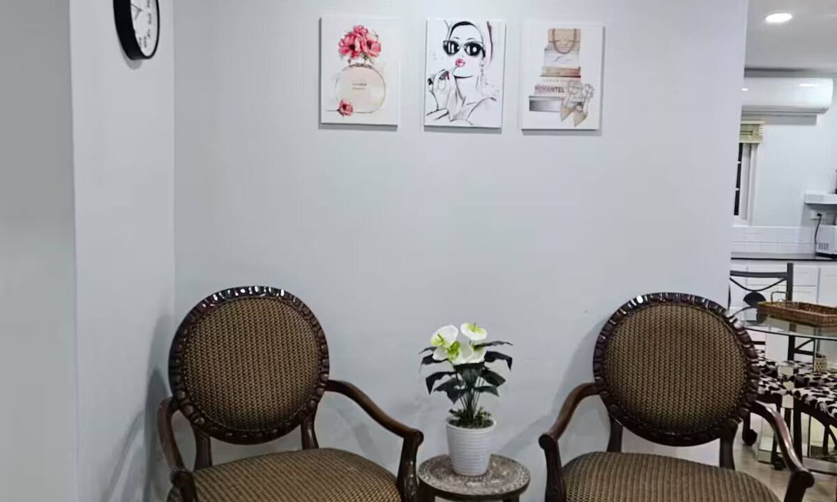 Diamond Apartment | Inn At Juzani Boutique Hotel -Ashwood Suite