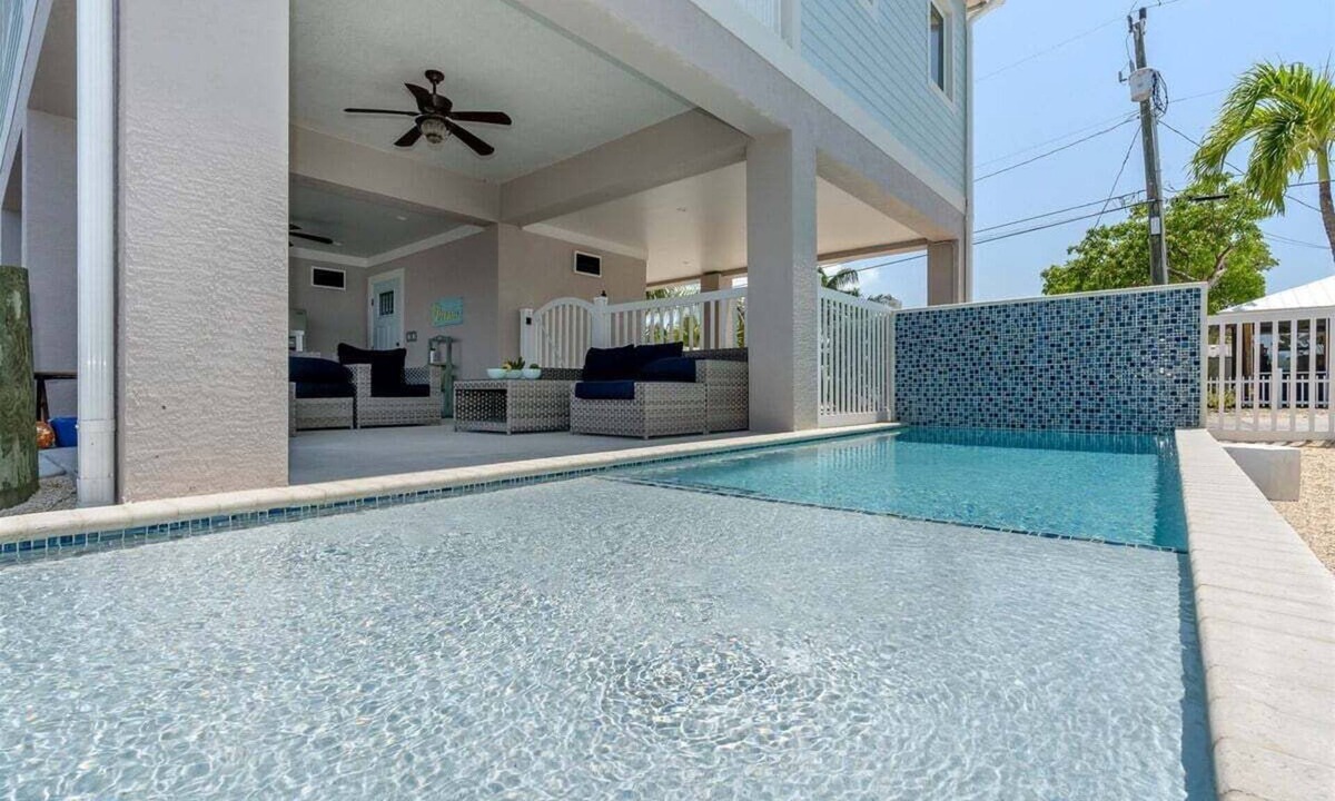 Little Venice House | Island Time~ Pool Home Seconds to Open Ocean! 26' Dock