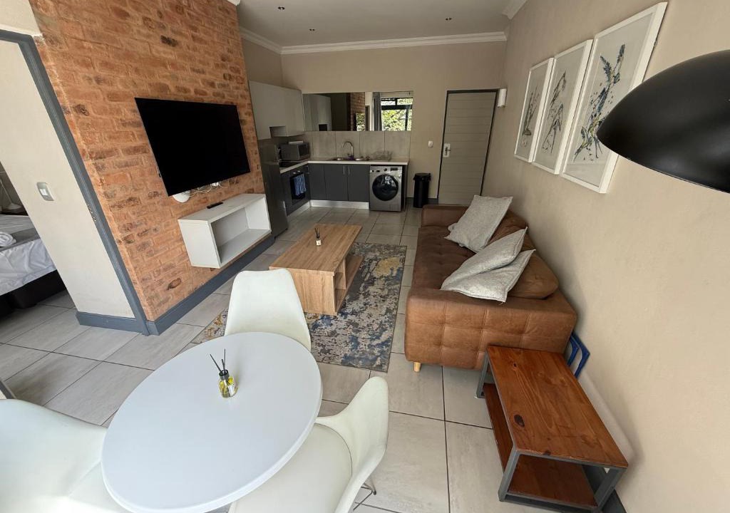Menlo Park Apartment | Junction 30