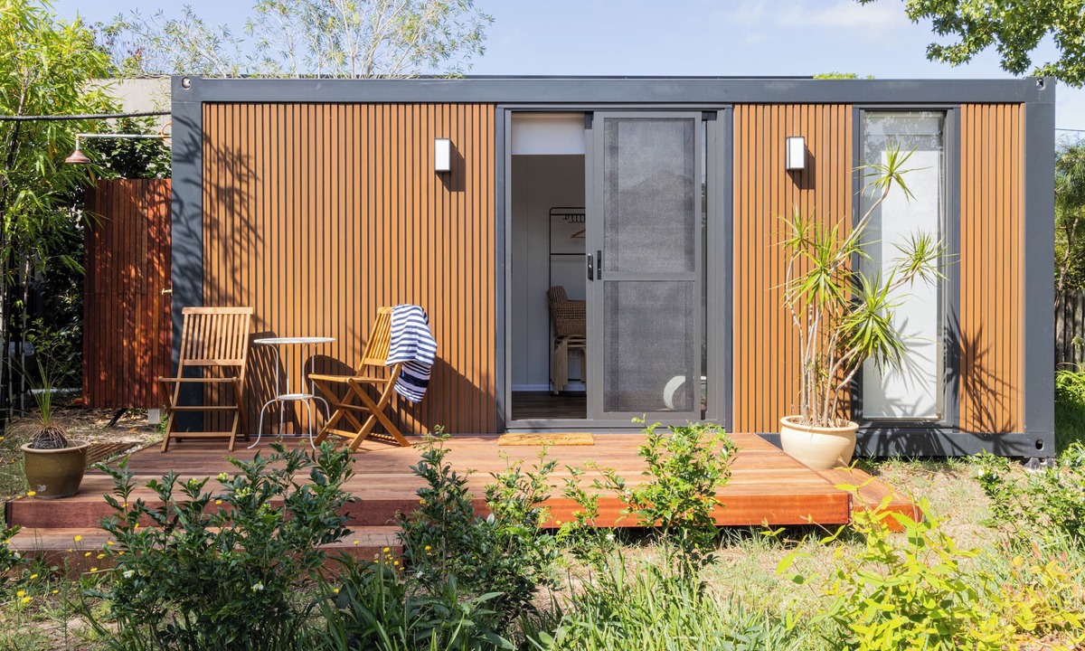Umina Beach Cabin | Jungle Farm Cabin - Garden Stay Near Beach