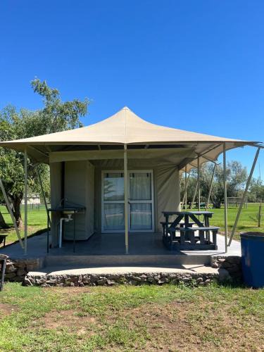 Augrabies Ski Chalet | Kameeldoring Camping & Tented Chalets
