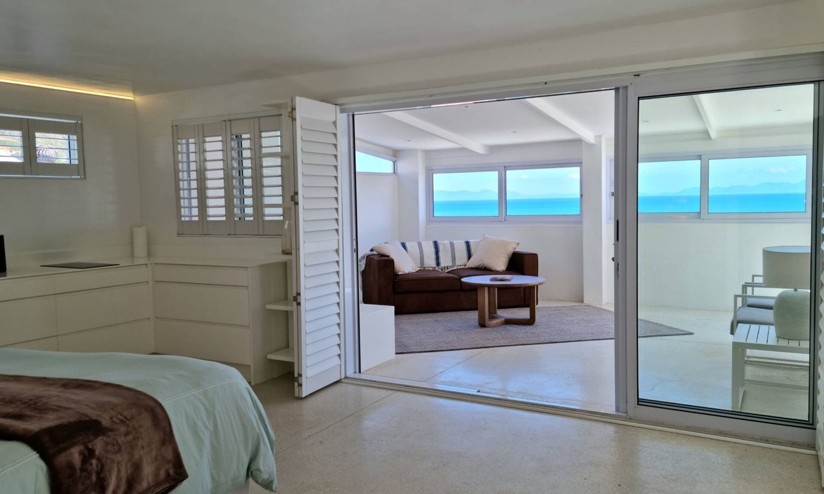 Gordons Bay Central Cottage | Kaya Moya, Sleeps 2, Modern and central with sea view