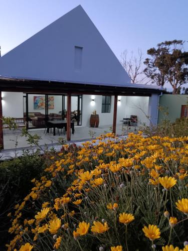 Gansbaai House | Kiepersol