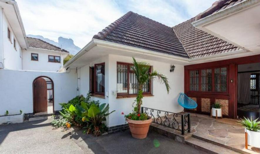 Newlands Apartment | Kirstenbosch Gardens Retreat