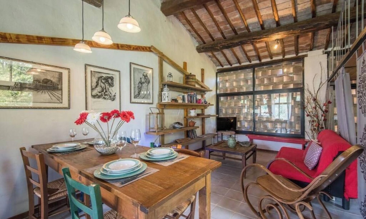 Radicondoli Apartment | La Capanna apartment, in Tuscan countryside with pool and private garden