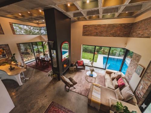 Scott Estate Villa | LA HACIENDA - MODERN, BRIGHT, STYLISH House with Private Pool