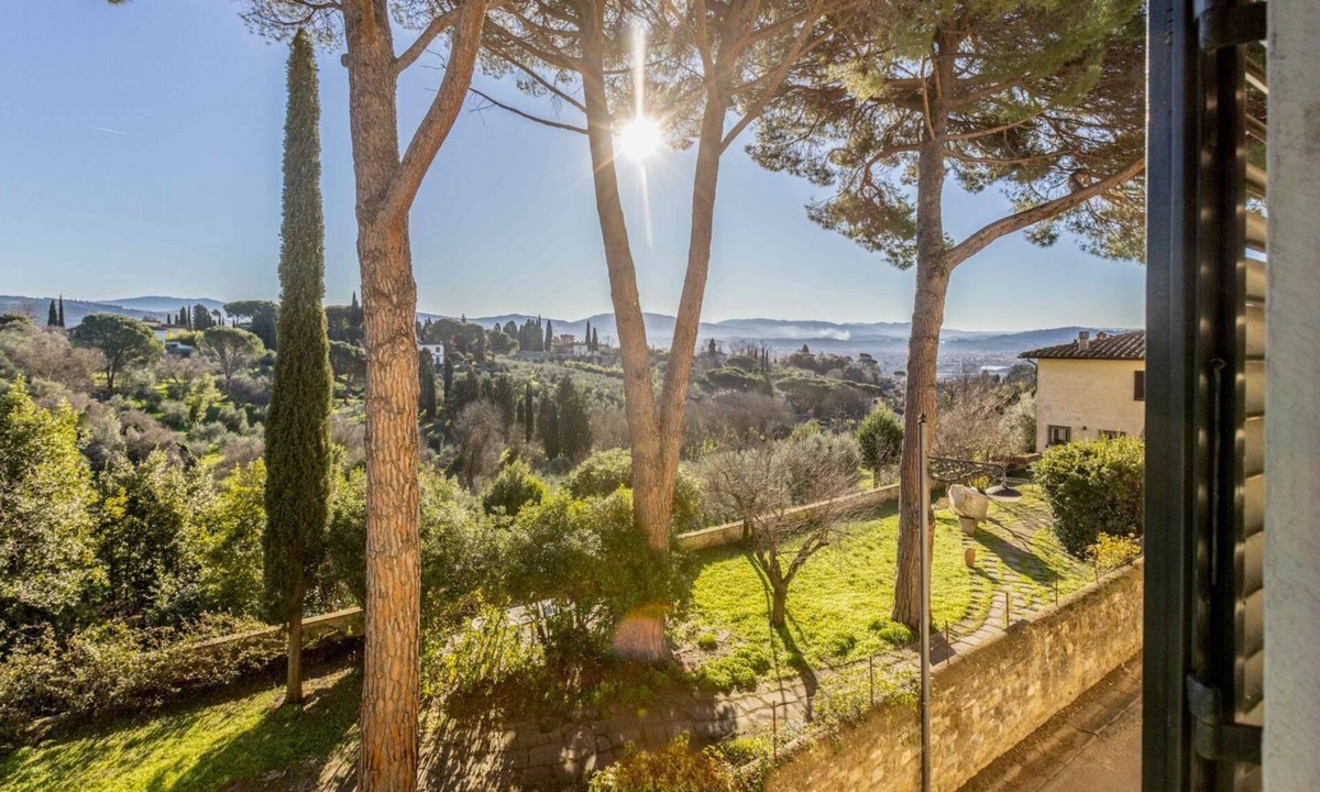 Le Cure Other | La Poetessa - Five Bedroom Castle, Sleeps 10
