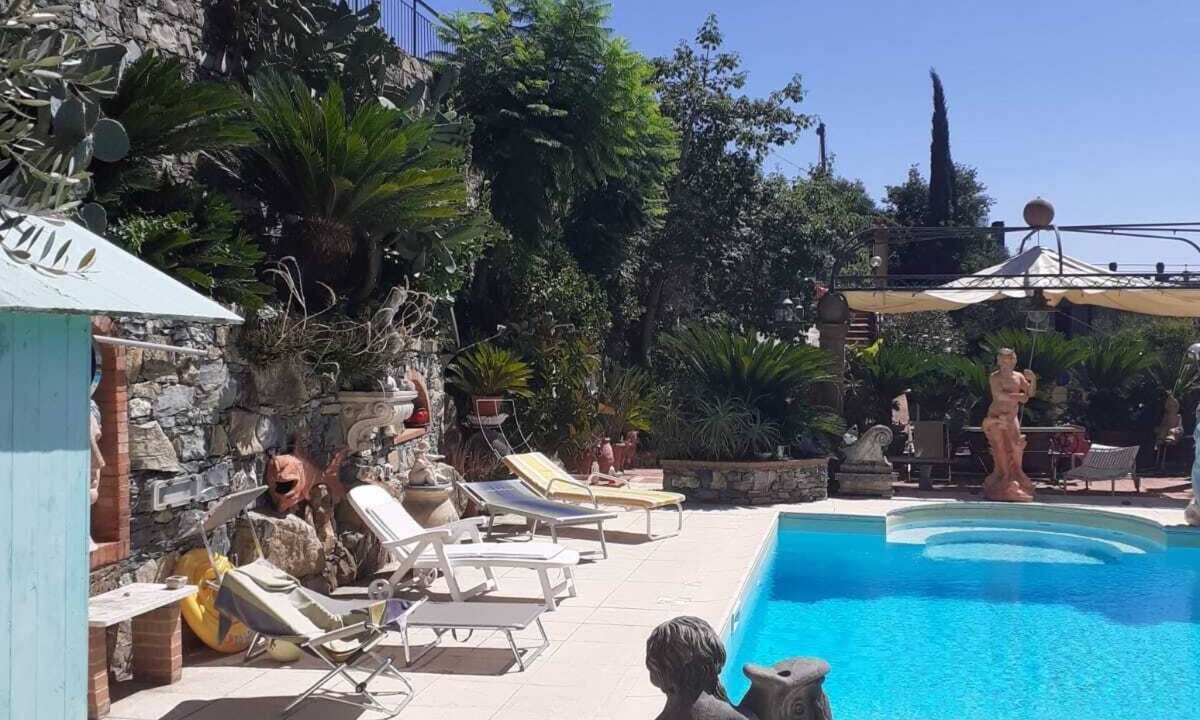 Rapallo Apartment | LA PRUA free parking, A/C, WI-FI