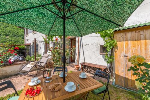 Vaglia House | La Via degli Dei Base Trekking Home with Garden - Happy Rentals