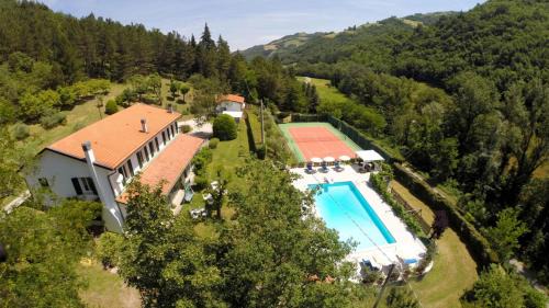 Modigliana Villa | LA VILLA DINA 10, Emma Villas