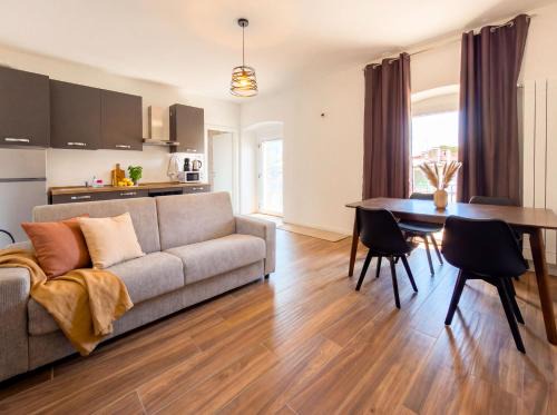 Paratico Apartment | Lake & Light Apartments - 10 minutes walk from Lake Iseo