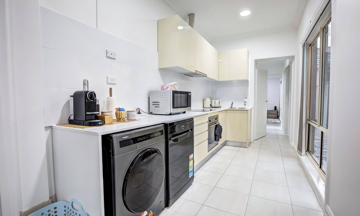 Gungahlin House | LAKEVIEW ESCAPE. CAPITAL CITY COMFORT. FACING A BEAUTIFUL LAKE AND PARK