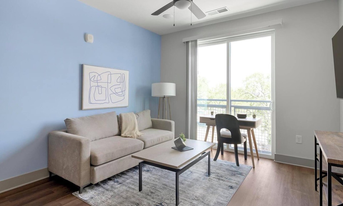 Edgehill Apartment | Landing | Chic 2BD, Yoga Studio, Courtyard