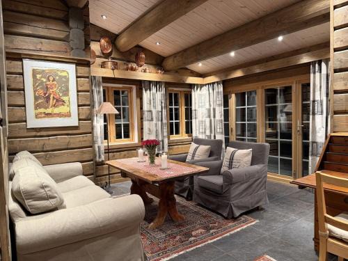 Mælem Ski Chalet | Large cottage with beautiful view in Trysil