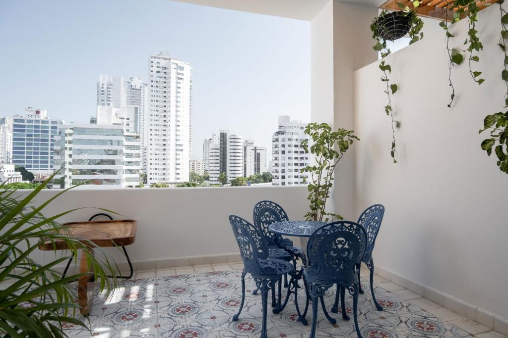 Bocagrande Apartment | Layali House by Wynwood House