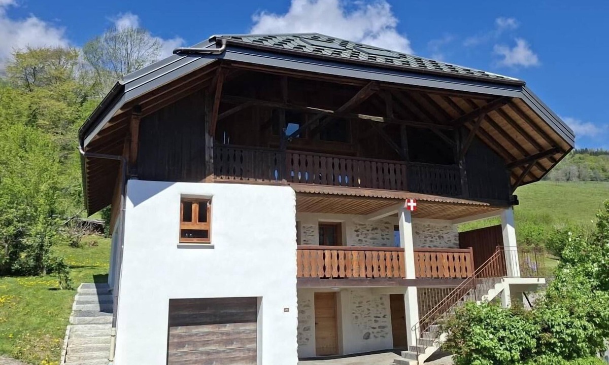 Allondaz House | LE Berceau DE MES Aieux