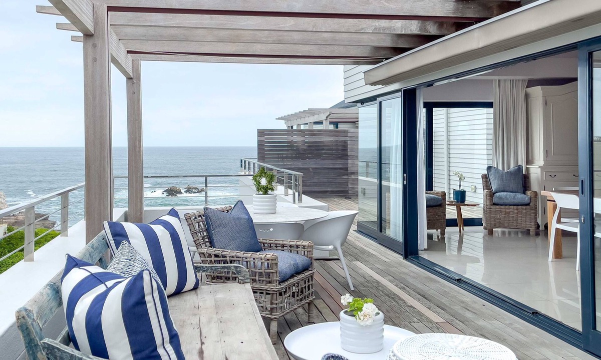 Hermanus City-Centre Apartment | Le Paradis Penthouse Apartment