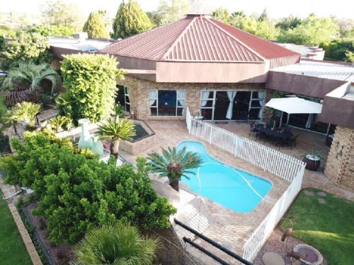 Kuruman Cabin | Leach Lodge