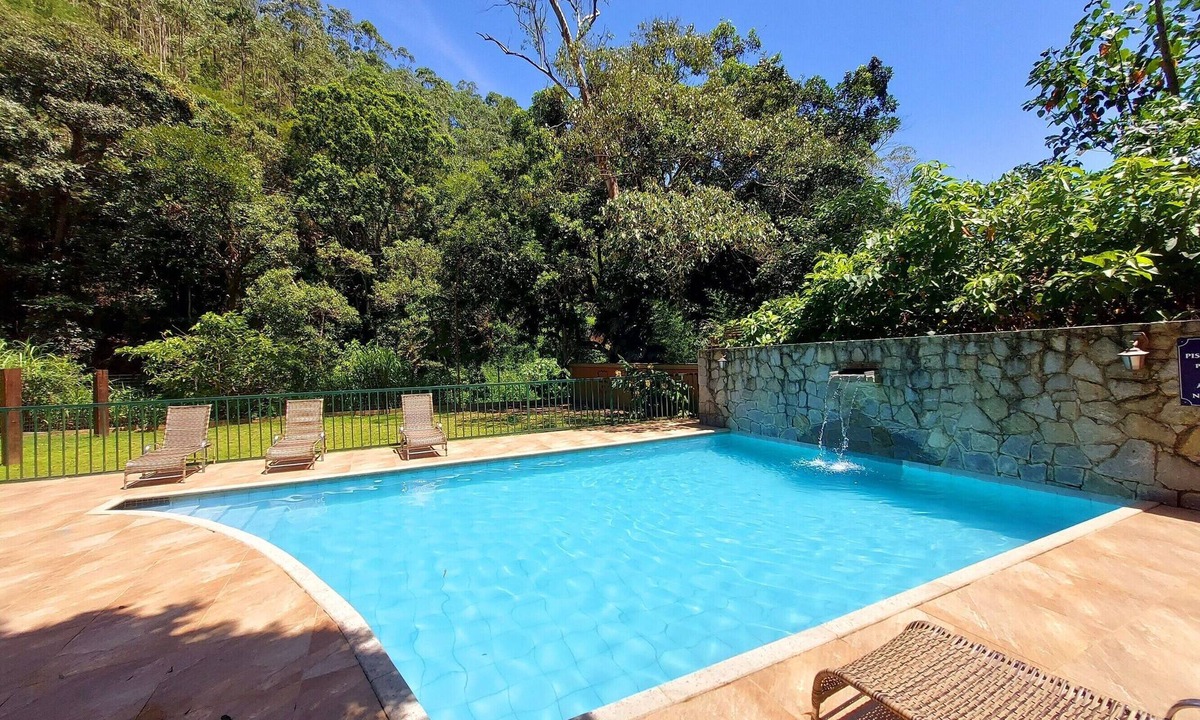 Nova Friburgo Hotel | Leisure Experiences in the Heart of Nature l Spa Treatment, BBQ & Outdoor Pool