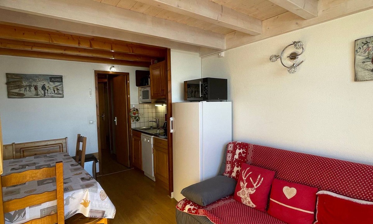 Les Saisies Apartment | Les Saisies - 3-room apartment for 8 people, 2 bathrooms, piste view, parking