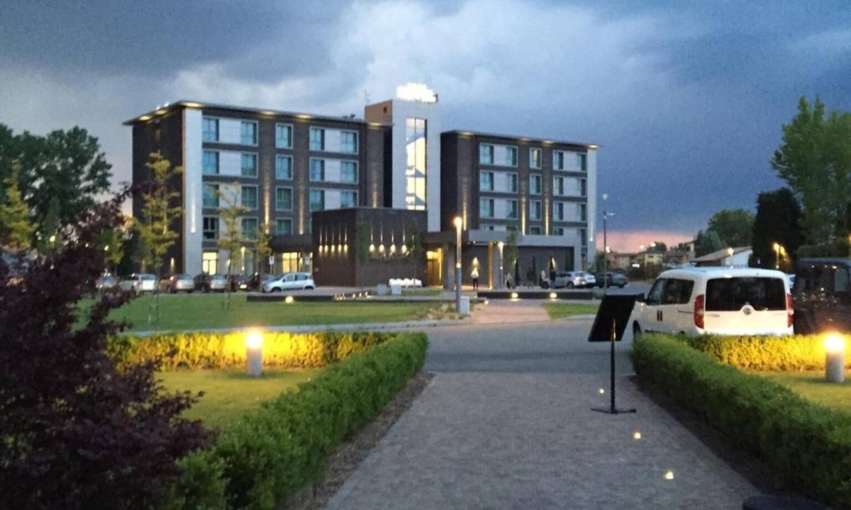 Parma Hotel | Link124 Hotel
