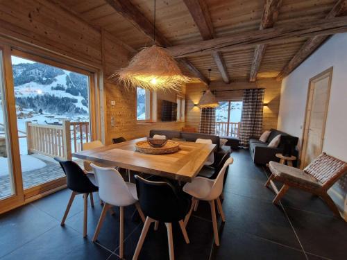 Beaufort Apartment | Lodge alpin chaleureux, 4 chambres, 10 pers, parking, terrasse, Arêches-Beaufort - FR-1-342-330
