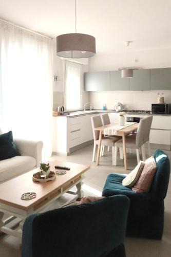 San Faustino-Madonnina-Quattroville Apartment | Loft Claretta - Modena City