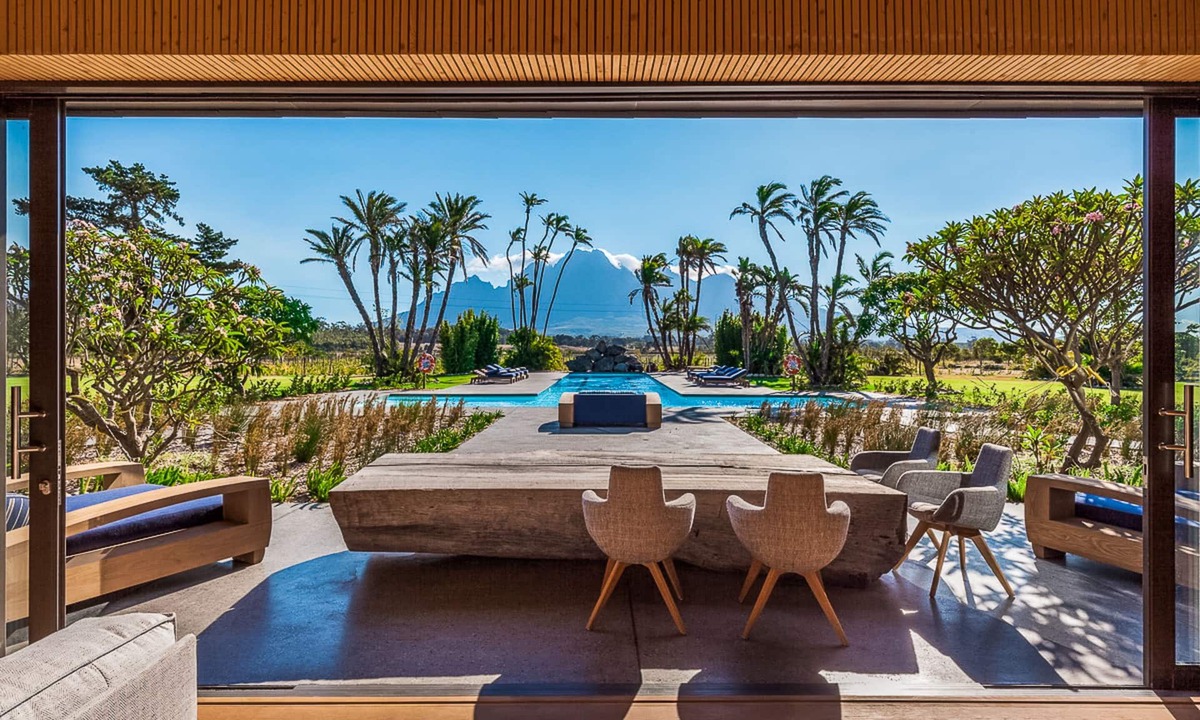 Cape Winelands Hotel | Ludus Magnus