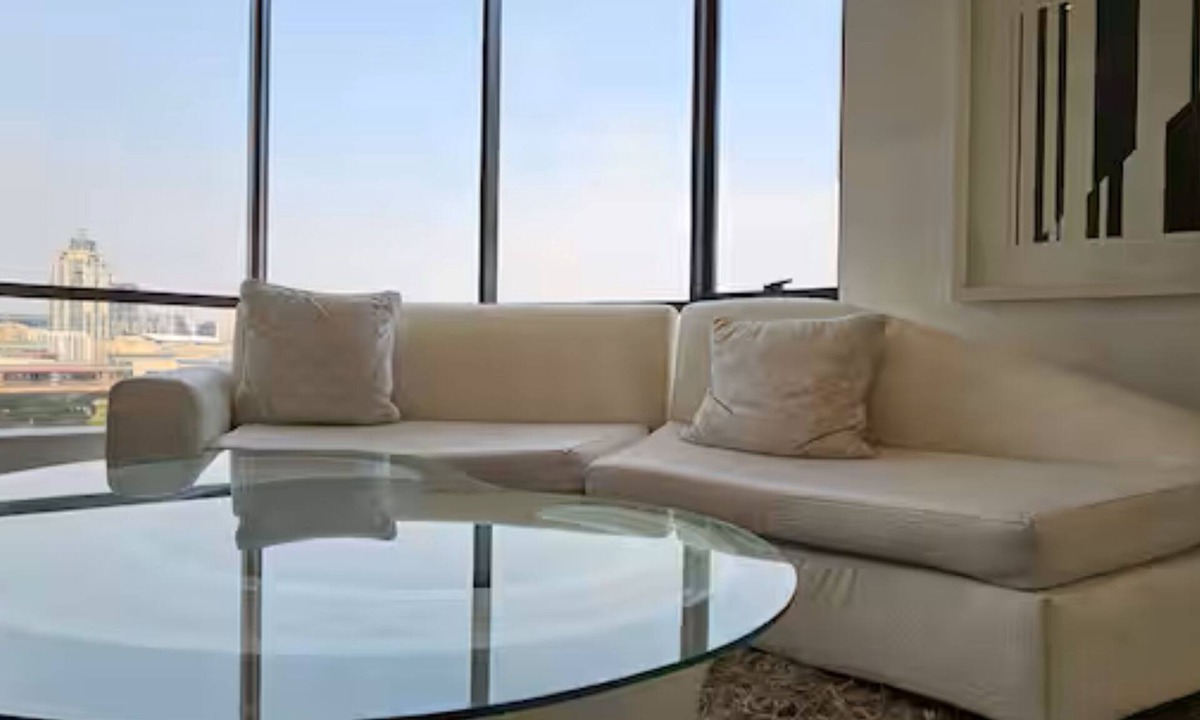Greater Johannesburg Metropolitan Area Apartment | Luxe Paradise in the heart of Sandton, fast Wi-Fi