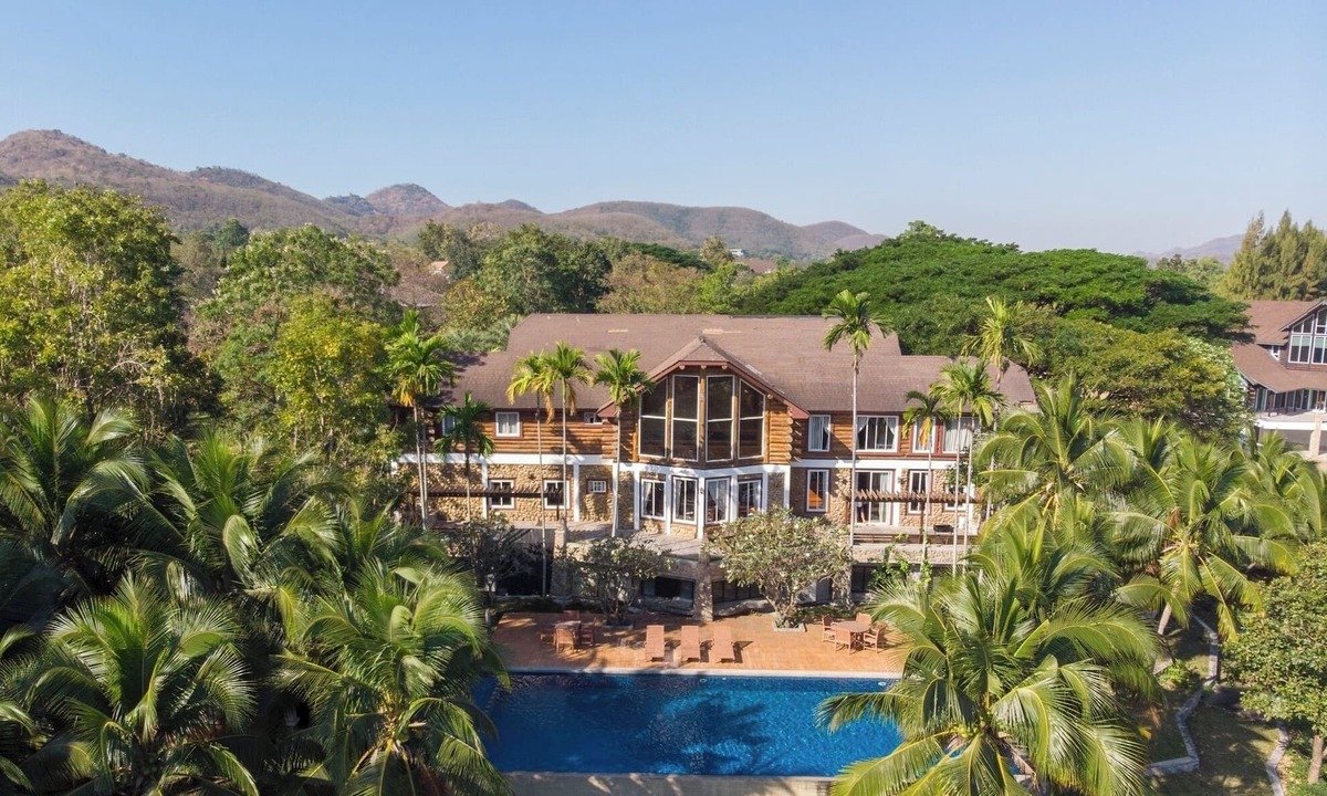 Khanong Phra Villa | LUXURY CABIN POOL VILLA, KHAO-YAI