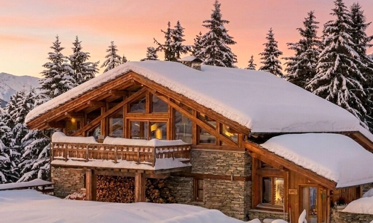 Arc-1800 Ski Chalet | Luxury chalet – 19 guests – Arc 1800 400m to chairlift – Private chef on request