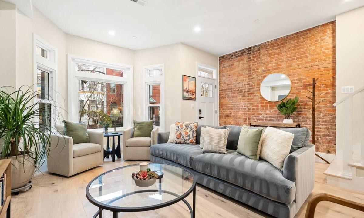 Le Droit Park House | Luxury Oasis on T 3BR/2.5BA Heart of DC