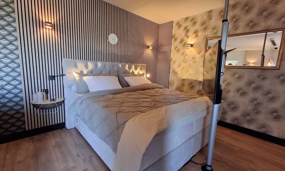 Hem Apartment | Luxury studio for 2 persons on beautiful location between Hoorn and Enkhuizen