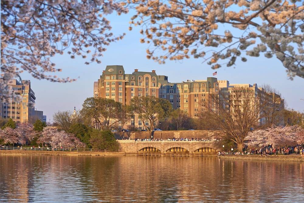 Southwest Federal Center Hotel | Mandarin Oriental, Washington D. C.